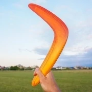 geltonas oranžinis bumerangas, žaislas vyrui, geradovana
