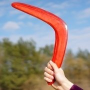 raudonas bumerangas, ką padovanoti žmogui, kuris turi viską